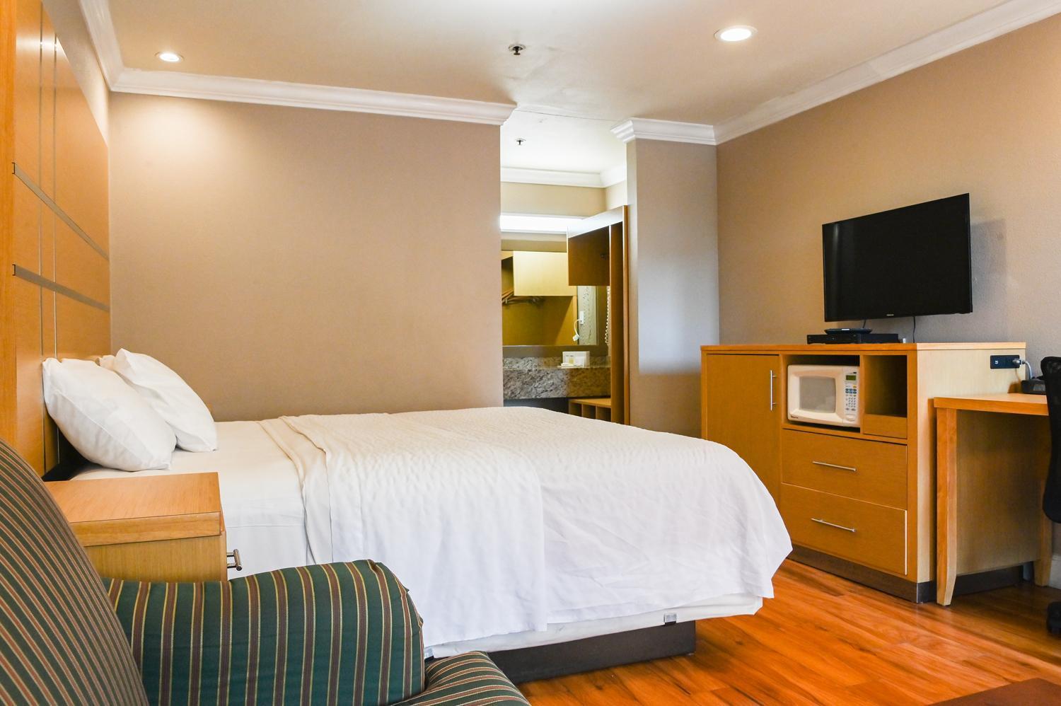 Days Inn By Wyndham San Francisco S/Oyster Point Airport South San Francisco Esterno foto