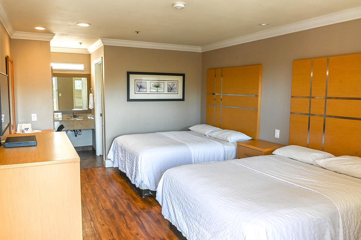 Days Inn By Wyndham San Francisco S/Oyster Point Airport South San Francisco Esterno foto