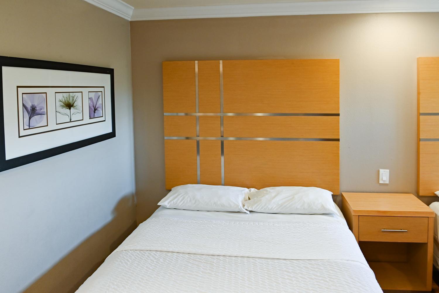 Days Inn By Wyndham San Francisco S/Oyster Point Airport South San Francisco Esterno foto