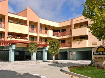 Days Inn By Wyndham San Francisco S/Oyster Point Airport South San Francisco Esterno foto